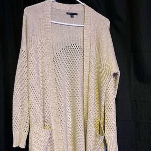 American Eagle  cream long cardigan